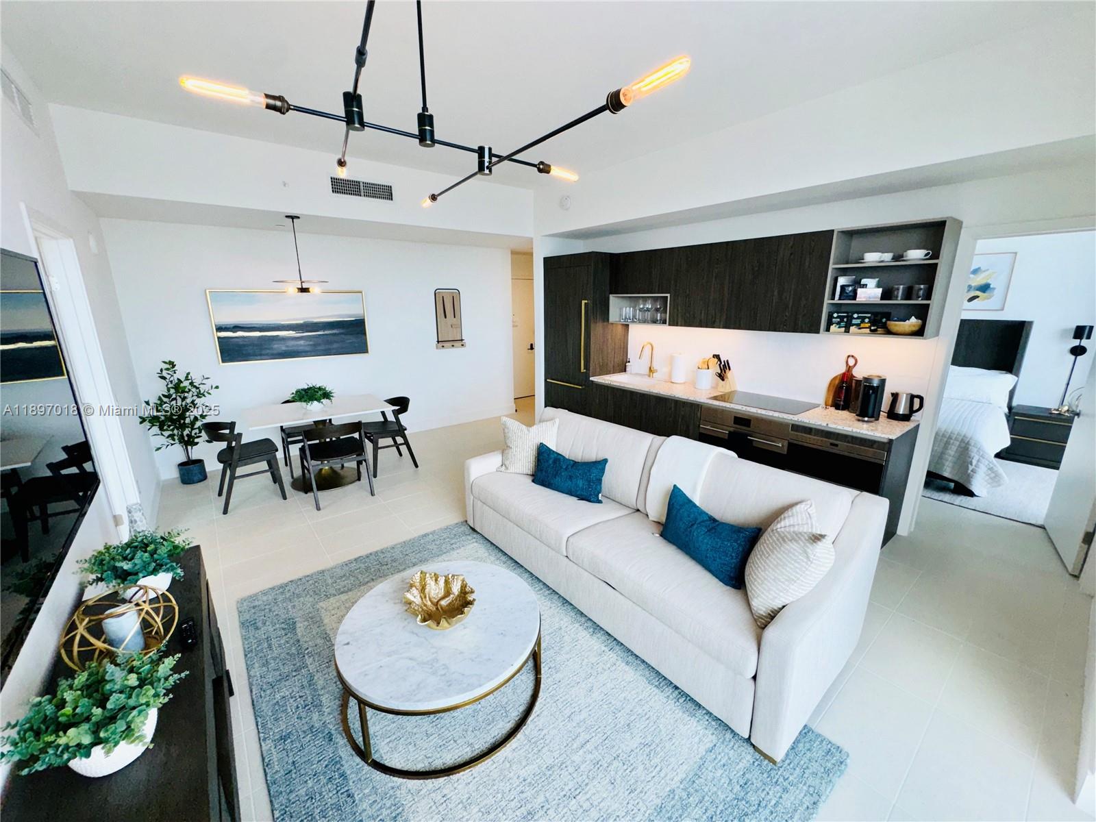 Gale/Natiivo - Residential Lease