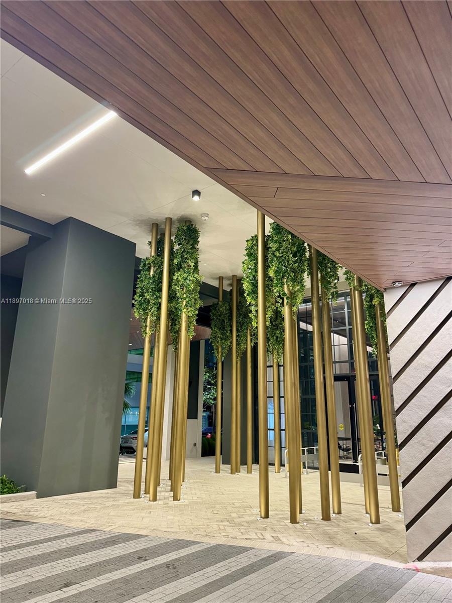 Gale/Natiivo - Residential Lease