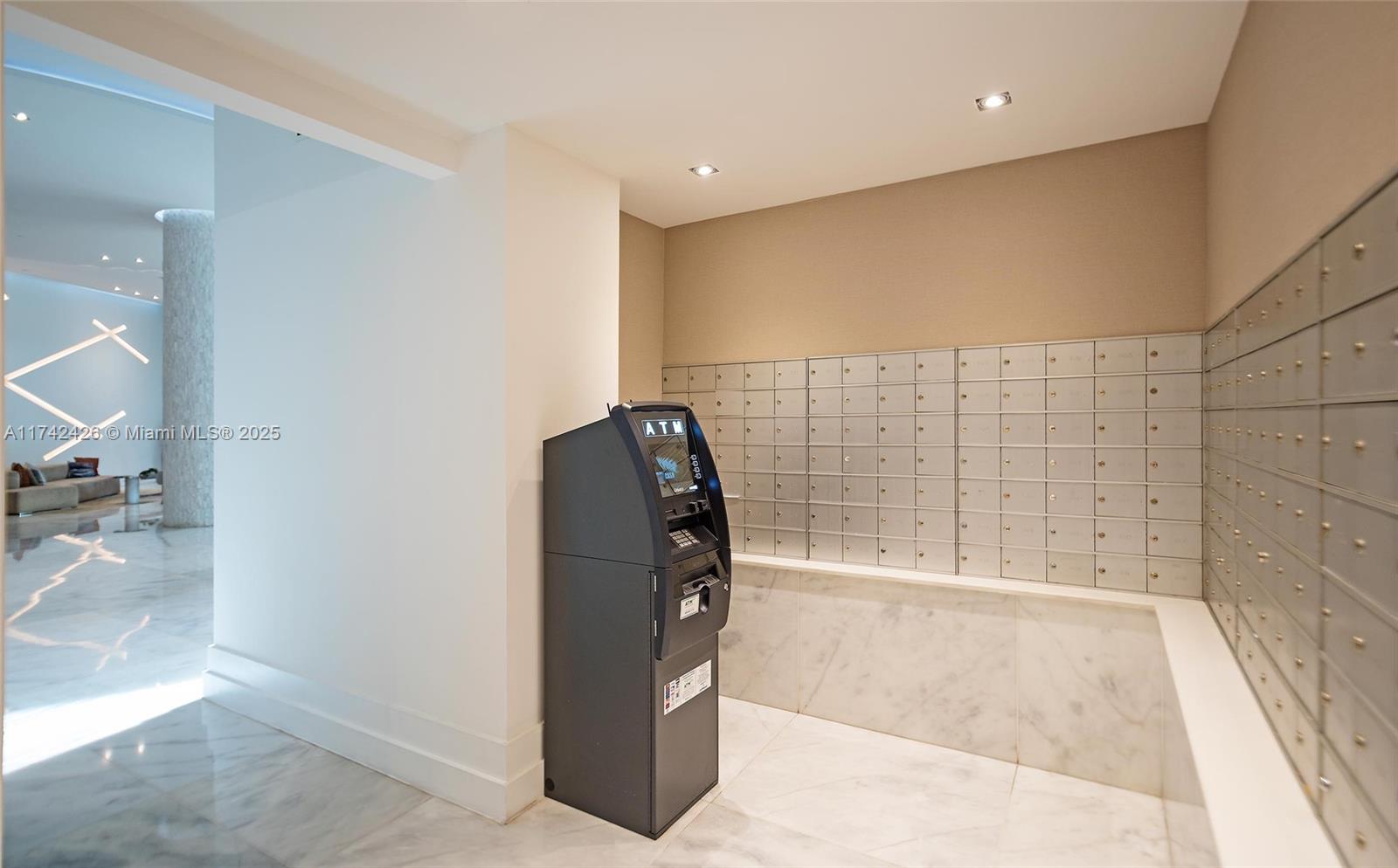 PARC CENTRAL AVENTURA EAS - Residential