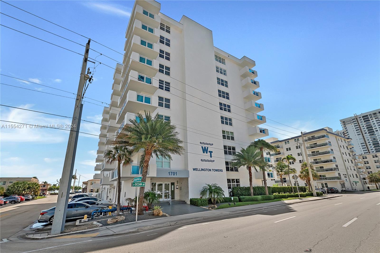 WELLINGTON TOWERS CONDO - Residential