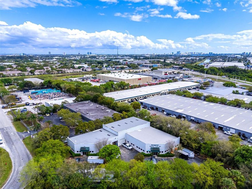 This multi-bay warehouse and office space presents a prime opportunity for both owner-users and investors. Offering a flexible layout, the property allows businesses to operate efficiently while also generating immediate rental income. The property features 12,392 SF with 2 bays, a 22-foot ceiling height, 800-amp electric service, and a full security system. Currently, 5,985 SF is leased on a month-to-month basis, providing cash flow with the option for future expansion or long-term leasing. Strategically located with easy access to major roadways and business hubs, this property is well-suited for various industrial, distribution, or office needs.