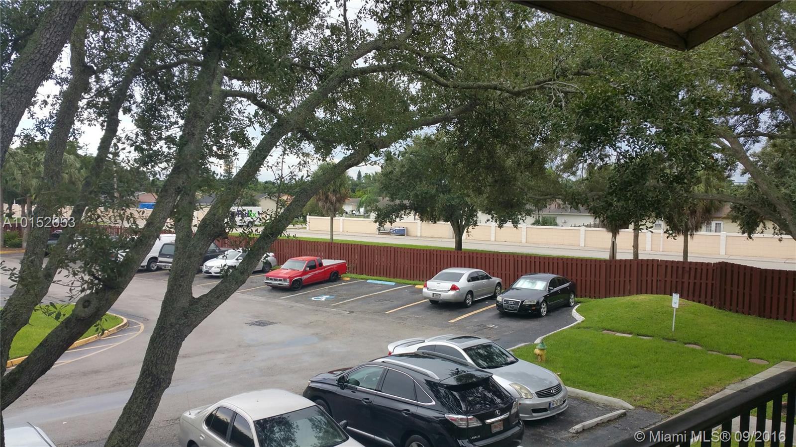 Royale Gardens Condo - Residential Lease