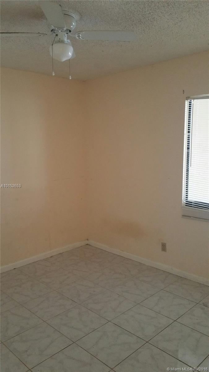 Royale Gardens Condo - Residential Lease