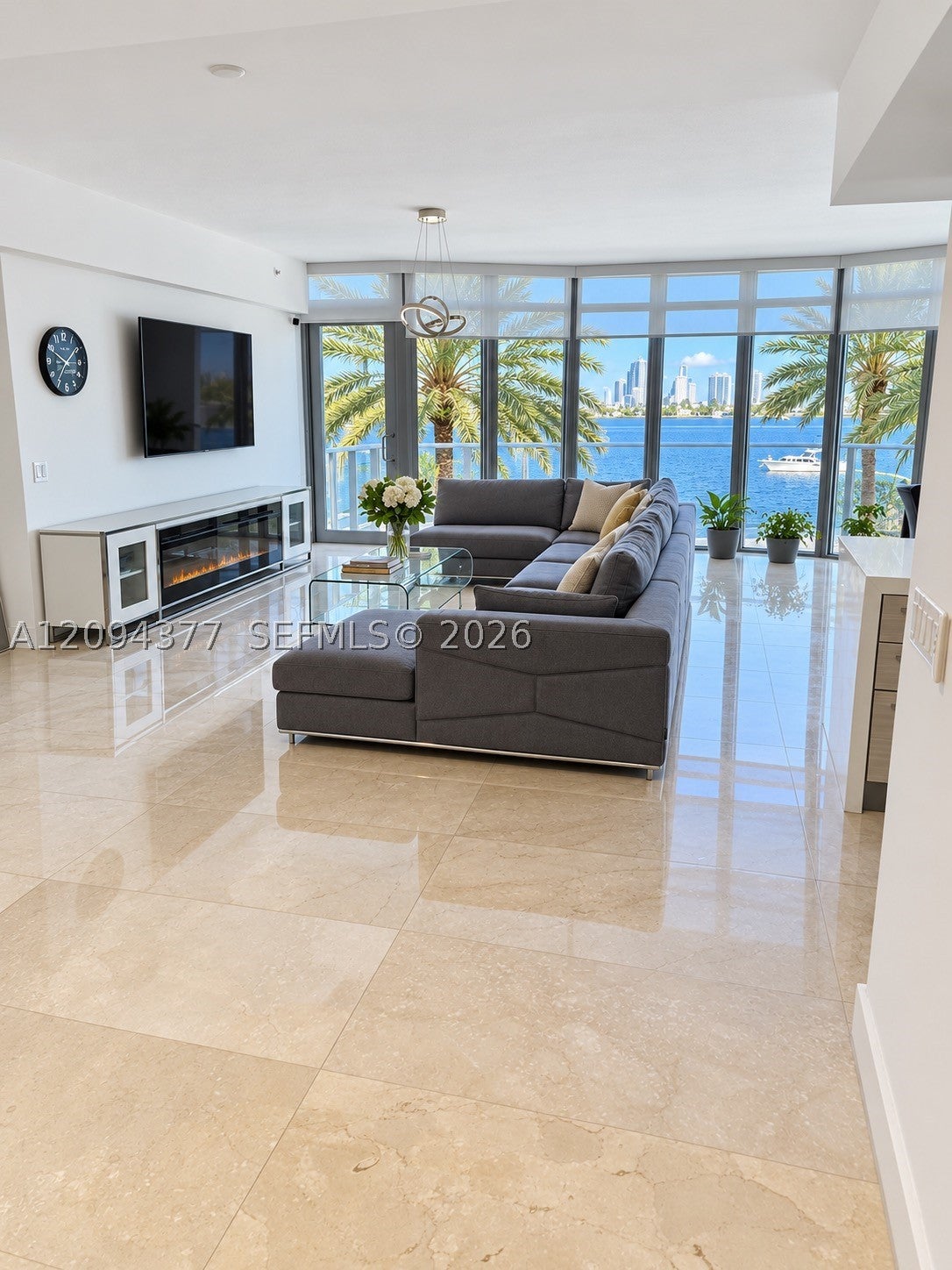 17301 Biscayne Blvd 211