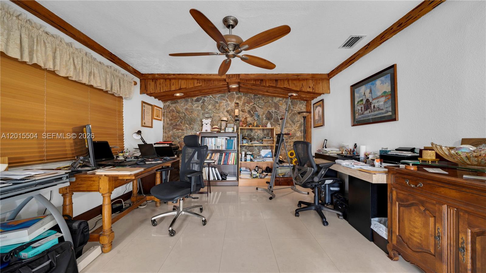 KENDALE SEC 1 - Residential