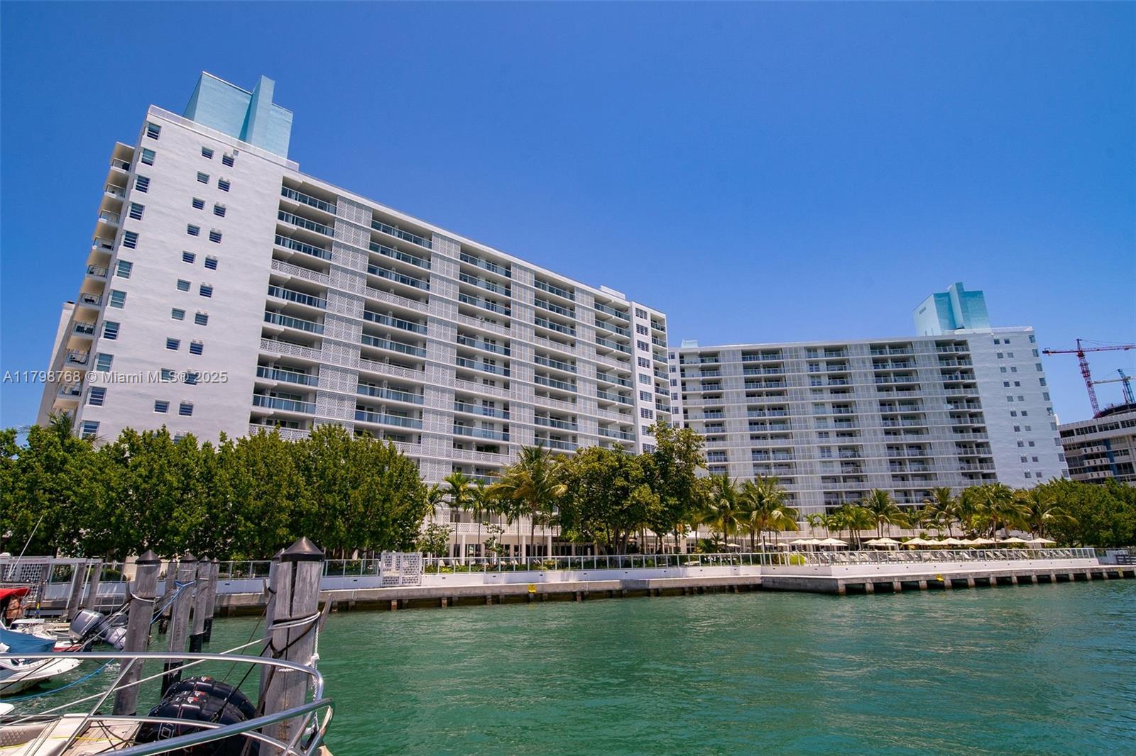 Rental Property at 910 West Ave 0908, Miami Beach, Miami-Dade County, Florida - Bedrooms: 1 
Bathrooms: 1  - $2,650 MO.