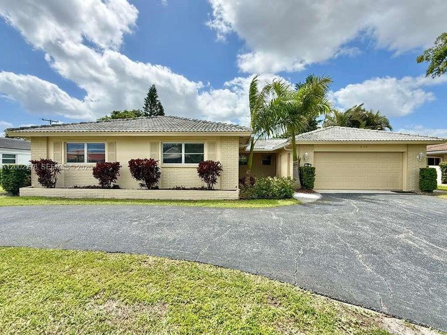 Now Available in City of Atlantis! Come see this charming Home consisting of 3 bedrooms, 3 bath, 2,531(sqft), -clean residence with a spacious layout and great back yard! This is the perfect home for those looking for space and best of it’s move in ready. Property is being sold “as-is” with right to inspect.  New interior and exterior paint!! It is the buyers and buyer’s agent responsibility to verify all room measurements, utilities info, lot size, schools zoning, building addition permits, building materials, along with all property information in this listing. All room measurements and dimensions are estimates.