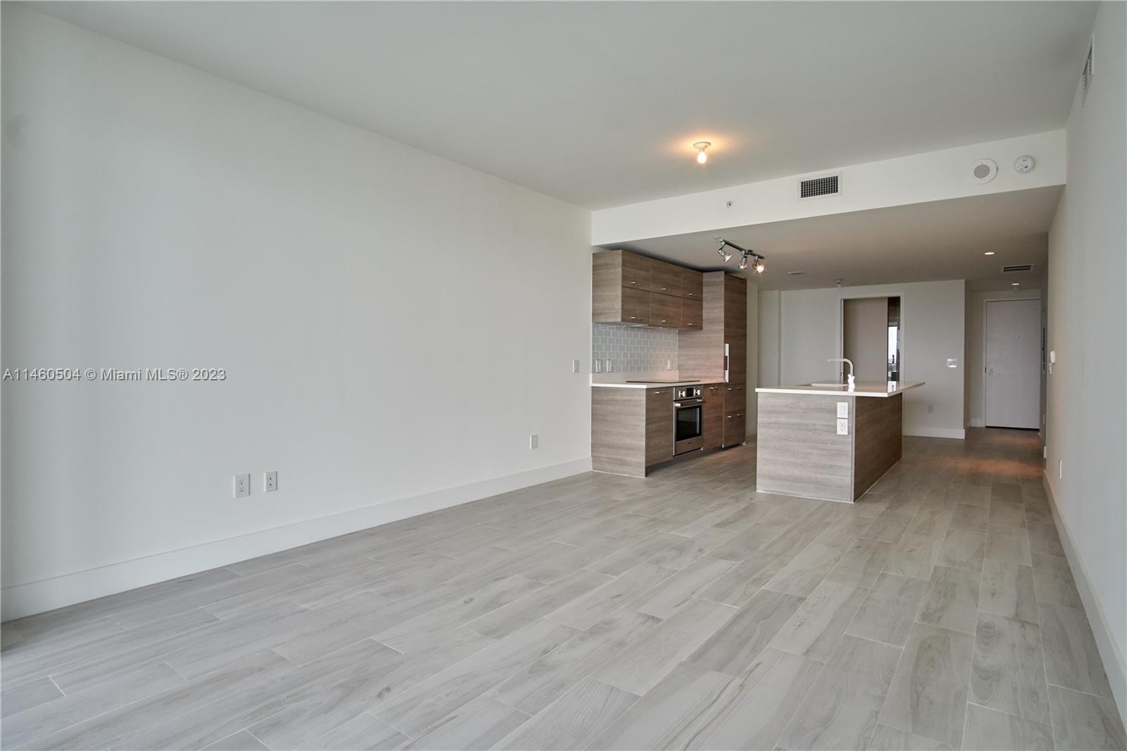 Paraiso Bay - Residential Lease