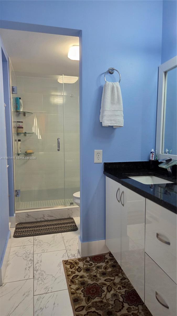 LIME BAY 8 CONDO - Residential