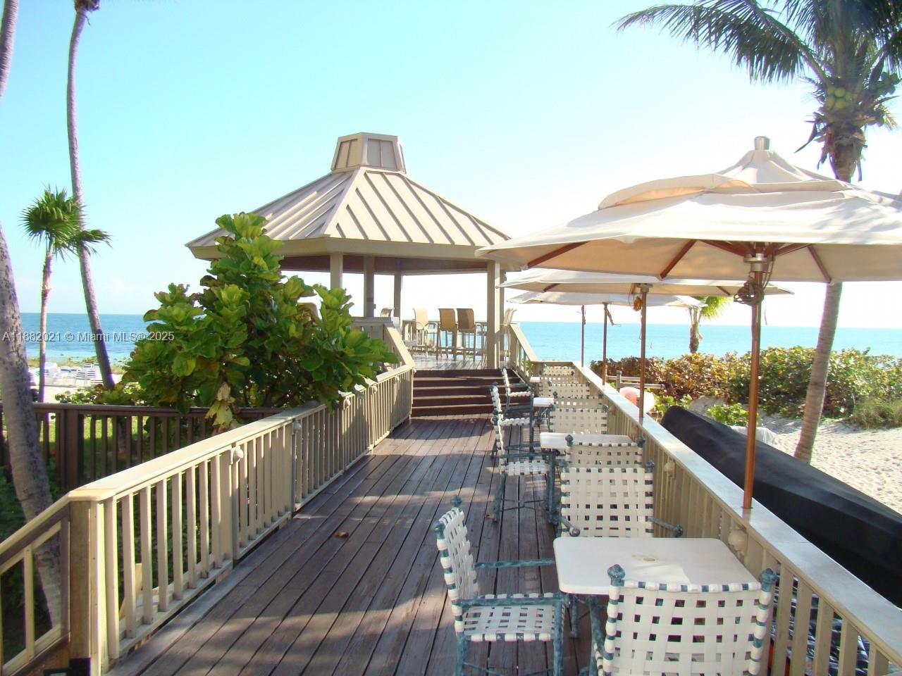 TOWERS OF KEY BISCAYNE CO - Residential Lease