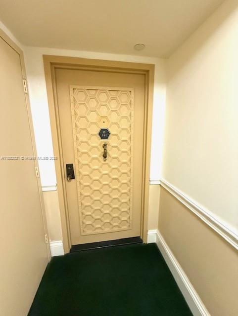 TOWERS OF KEY BISCAYNE CO - Residential Lease