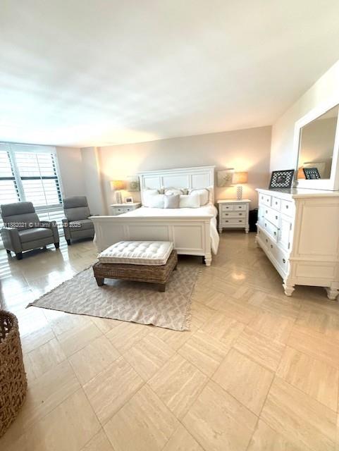 TOWERS OF KEY BISCAYNE CO - Residential Lease