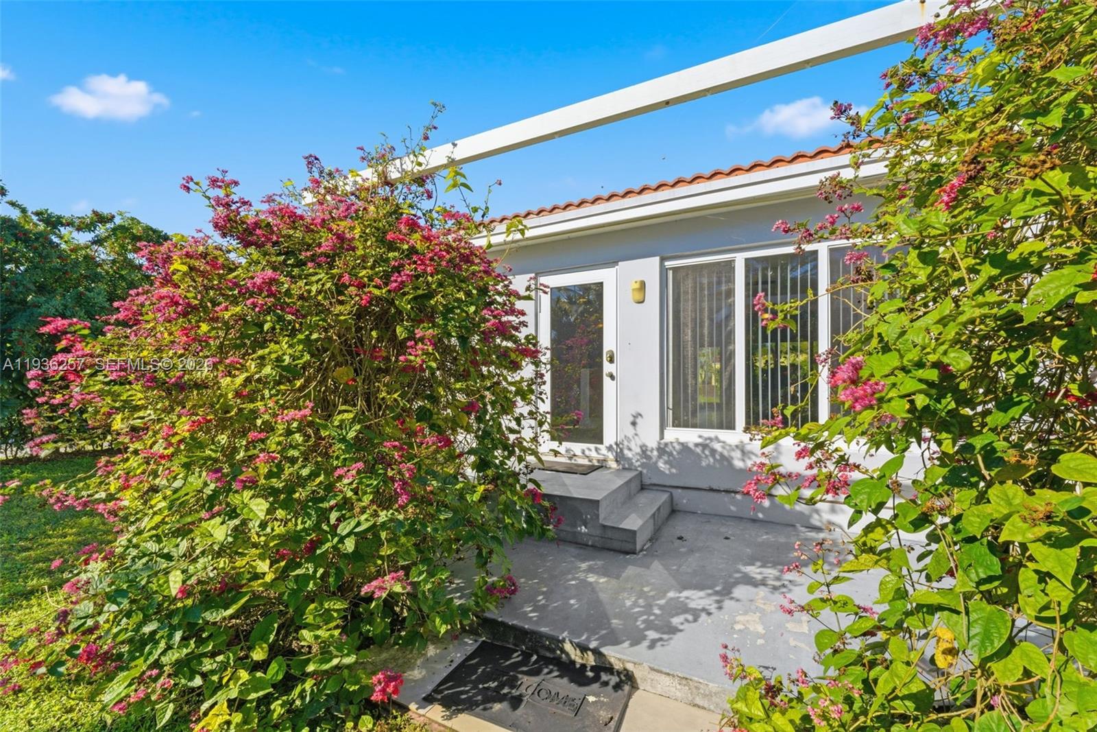 SUNSET TRAILS NO 2 - Residential