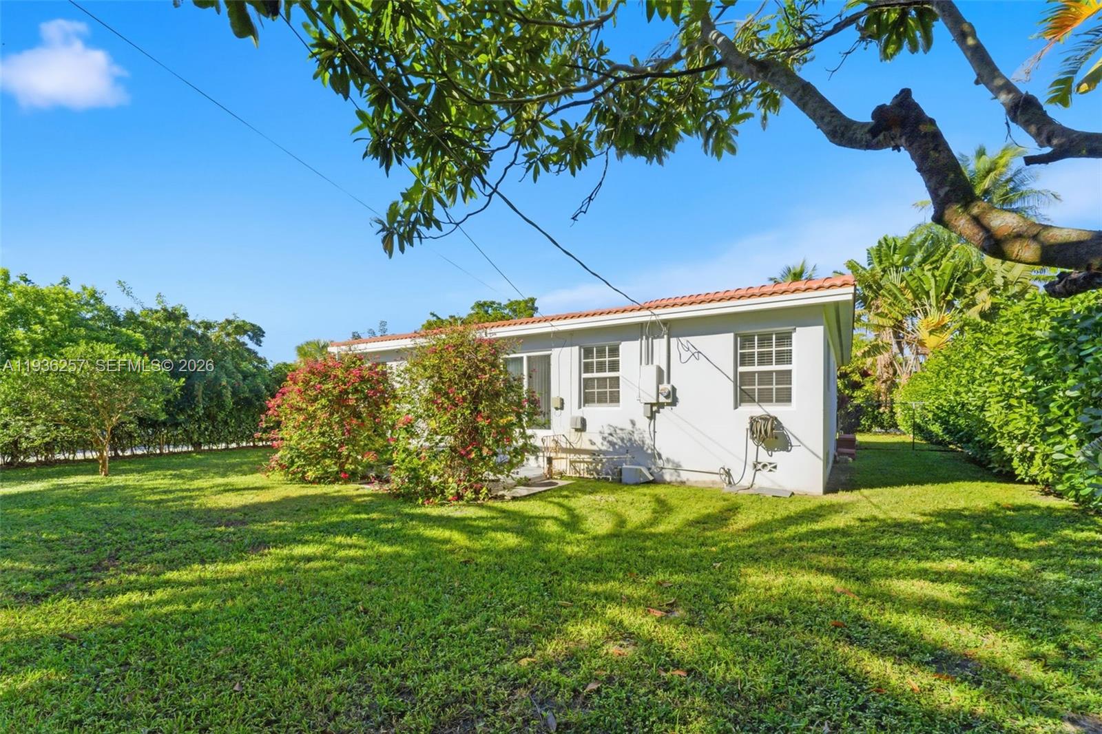 SUNSET TRAILS NO 2 - Residential