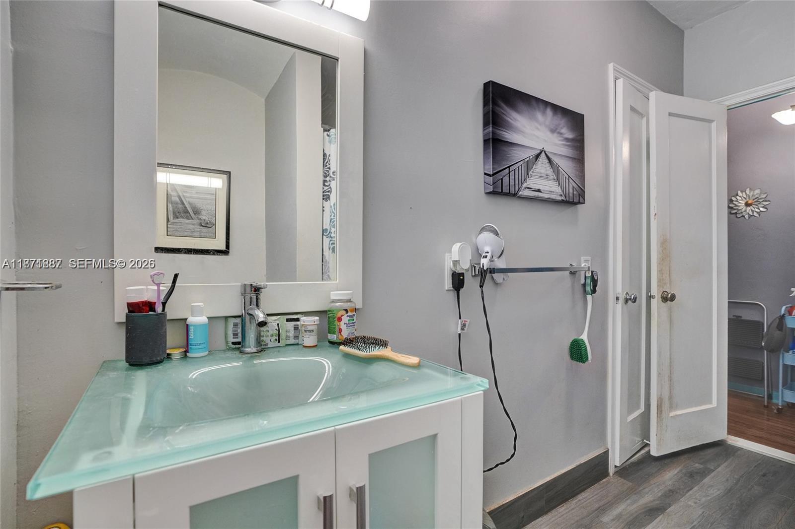 MIAMI SHORES SEC 1 AMD - Residential