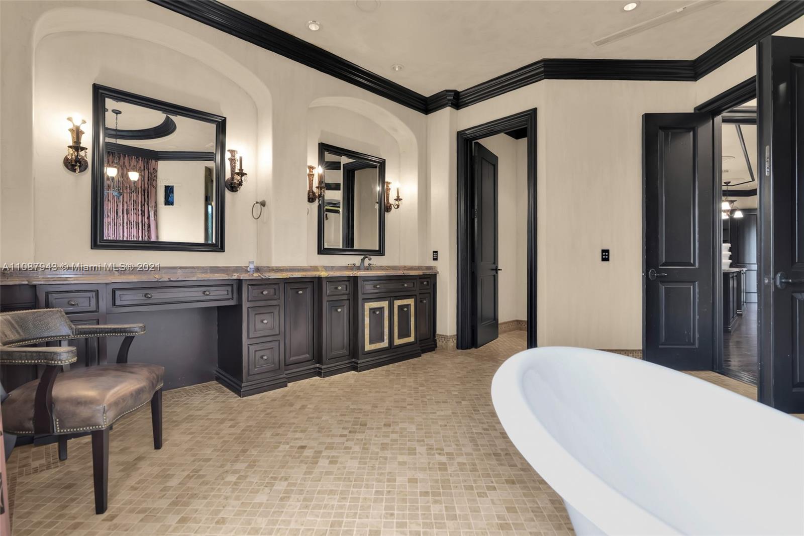 ST ANDREWS COUNTRY CLUB 2 - Residential