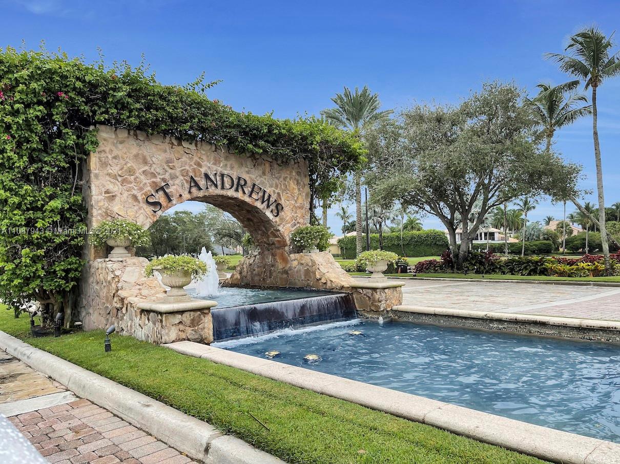 ST ANDREWS COUNTRY CLUB 2 - Residential