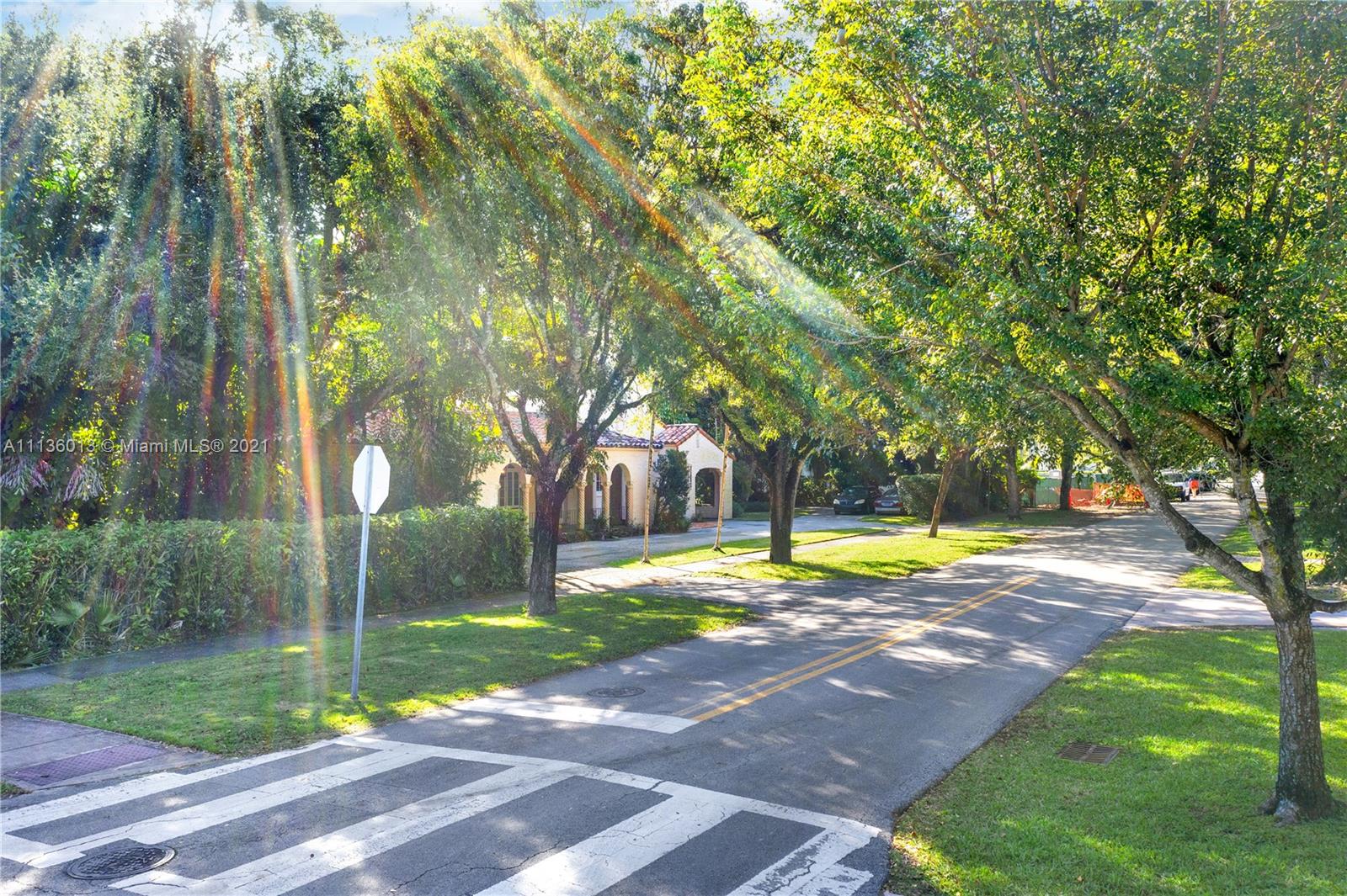 CORAL GABLES COUNTRY C SE - Residential