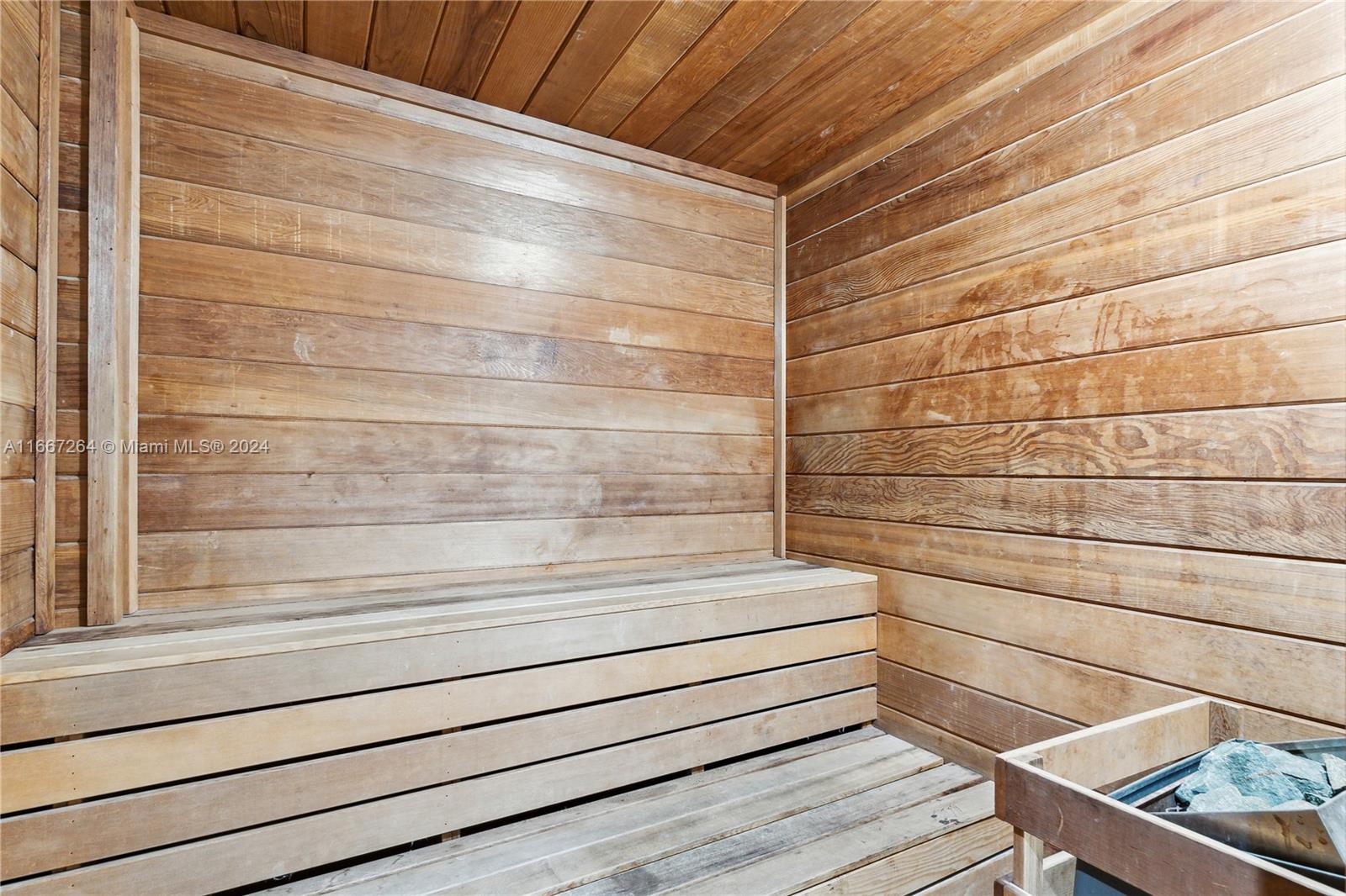 OCEAN 88 CONDO - Residential Lease