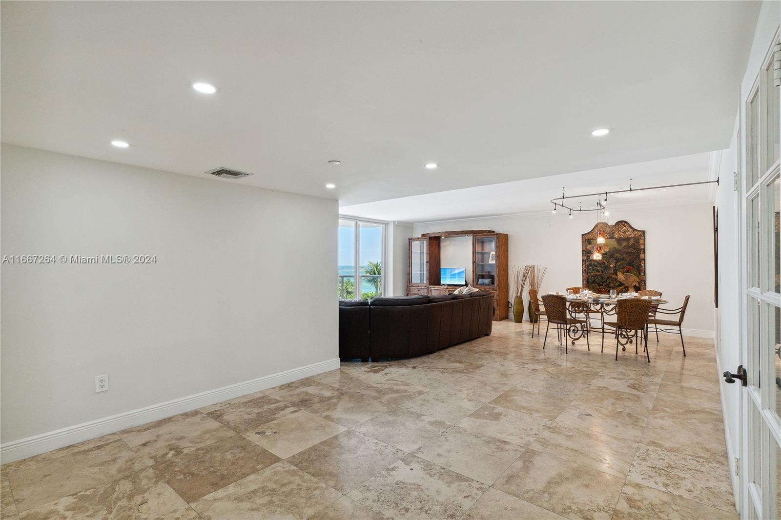 OCEAN 88 CONDO - Residential Lease