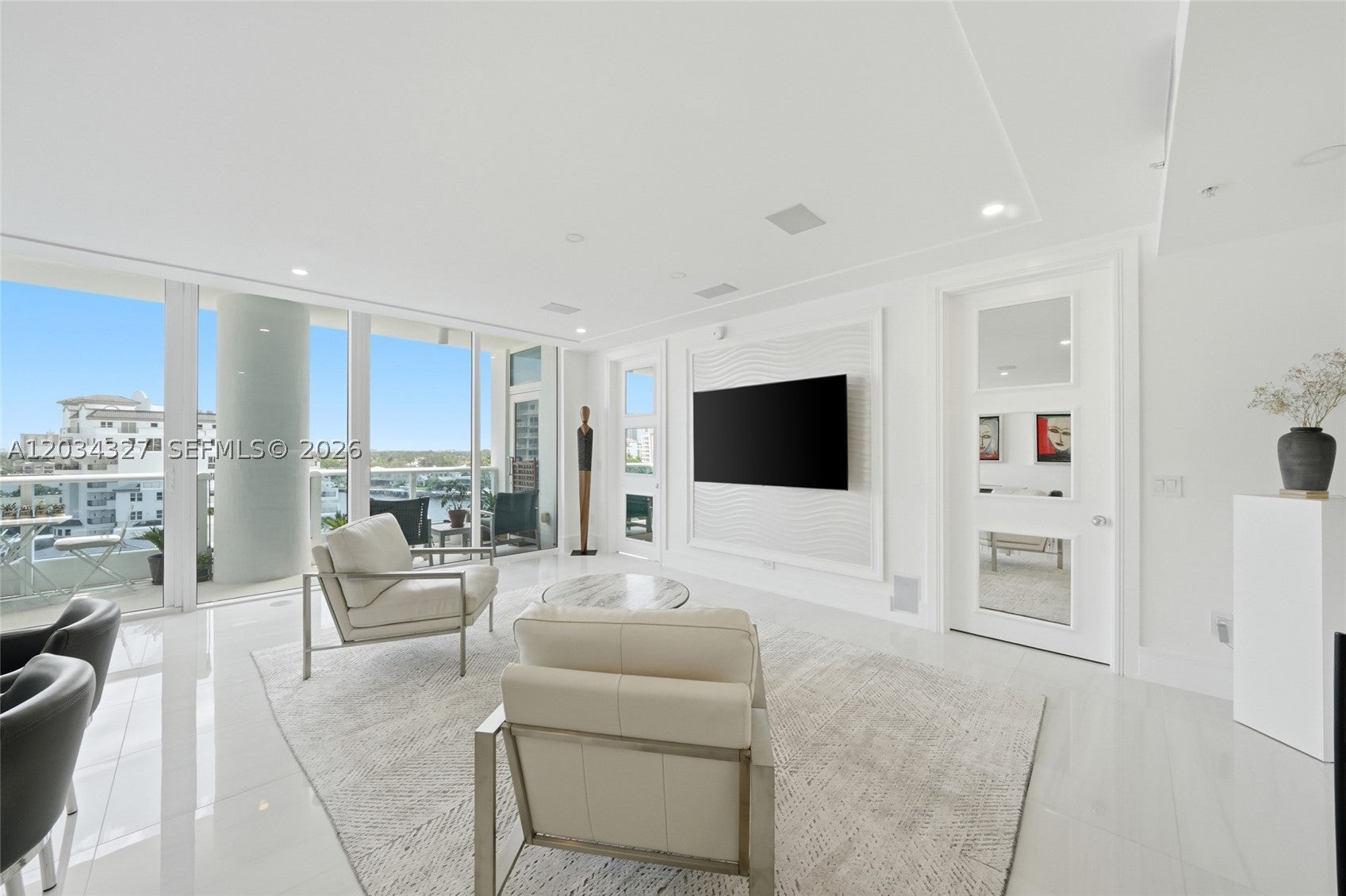 715 Bayshore Dr 705