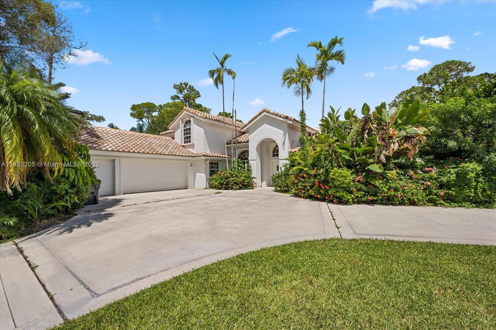 Property for Sale at 428 Squire Dr, Wellington, Palm Beach County, Florida - Bedrooms: 5 
Bathrooms: 4  - $1,229,000