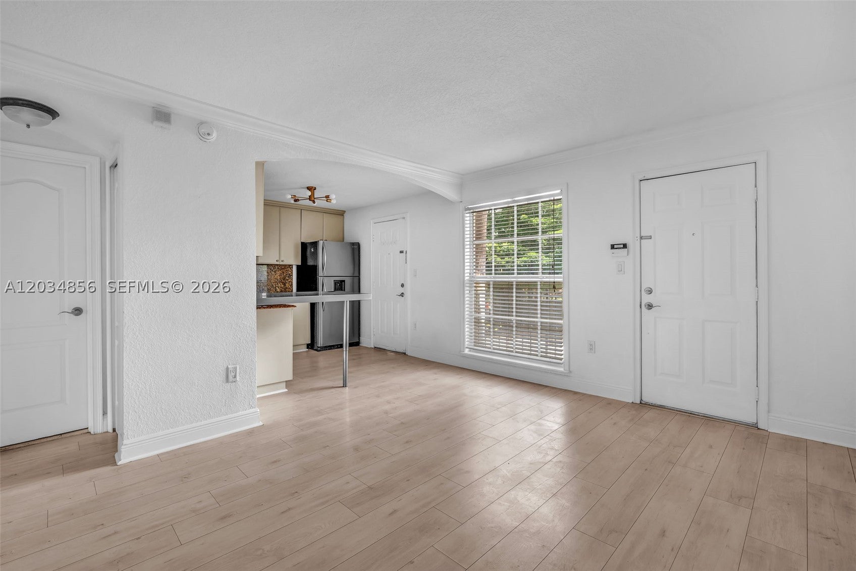 3245 Virginia St 24