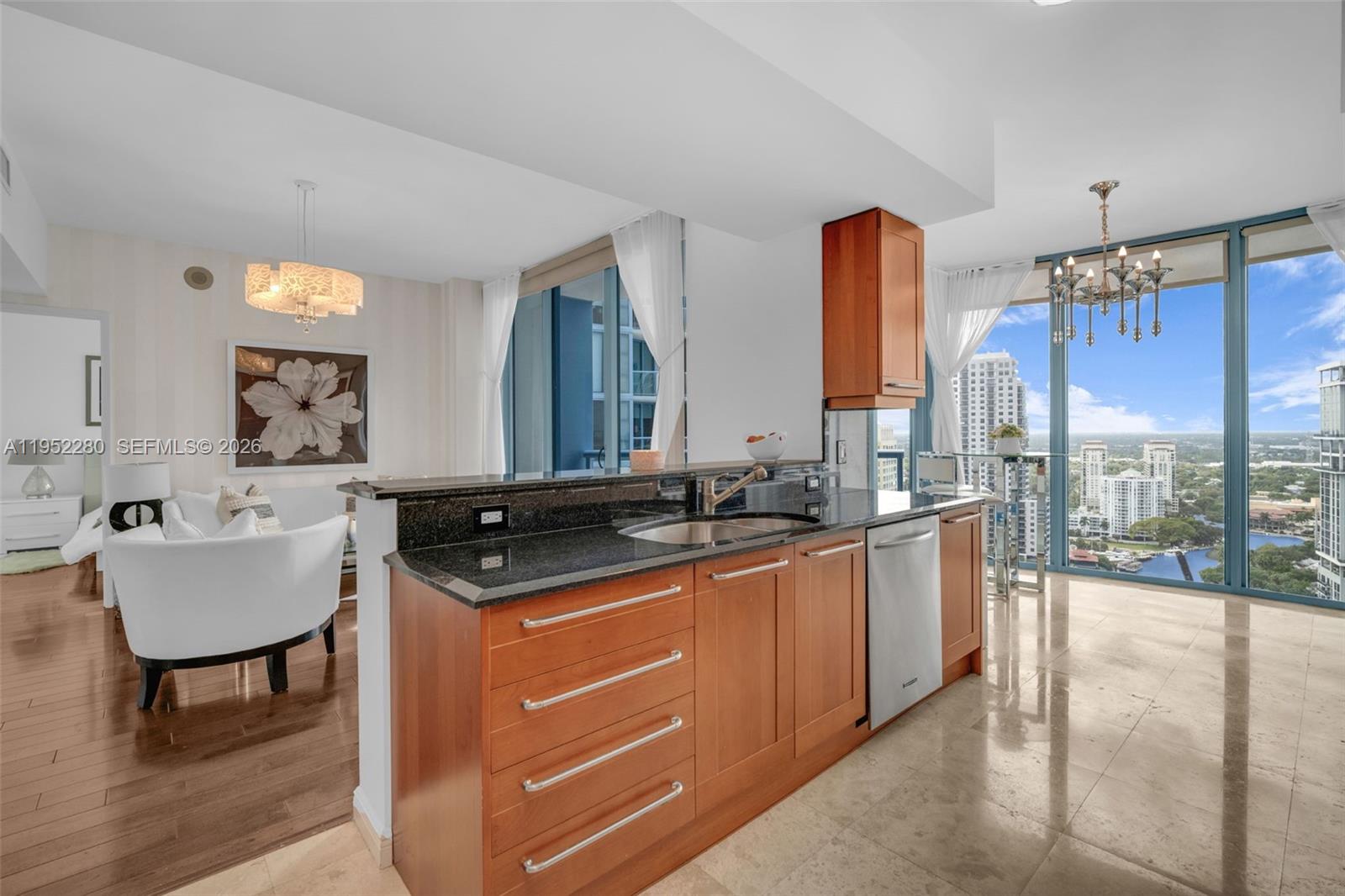 LAS OLAS RIVER HOUSE COND - Residential