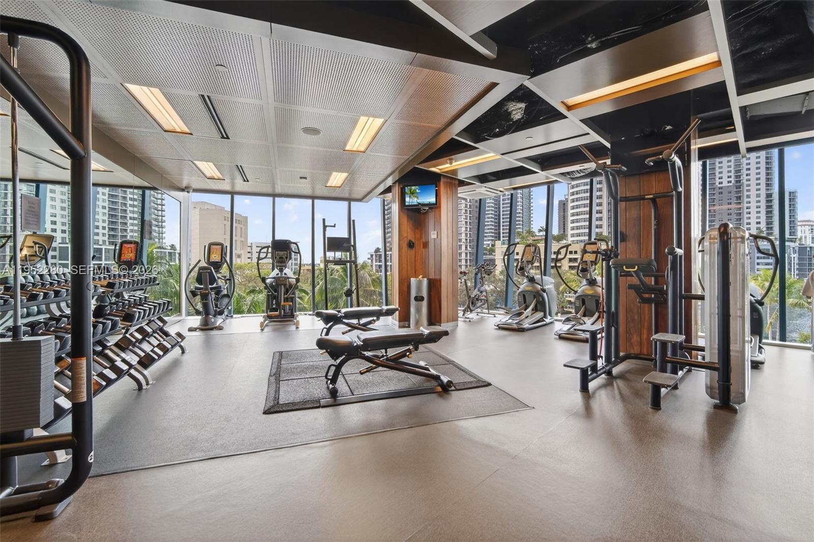 LAS OLAS RIVER HOUSE COND - Residential