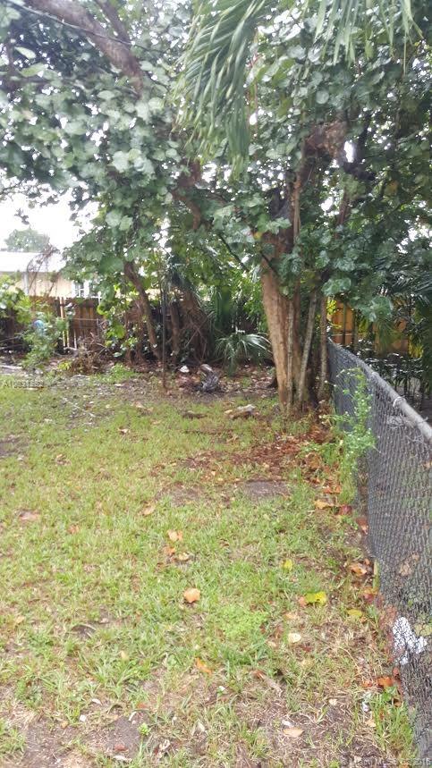 Carol City 1st Add - Residential