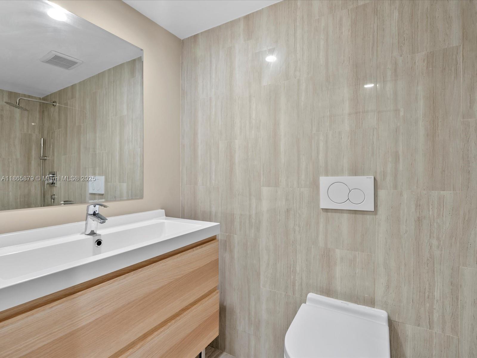 OCEANSIDE SEC ISLE OF NOR - Residential Income