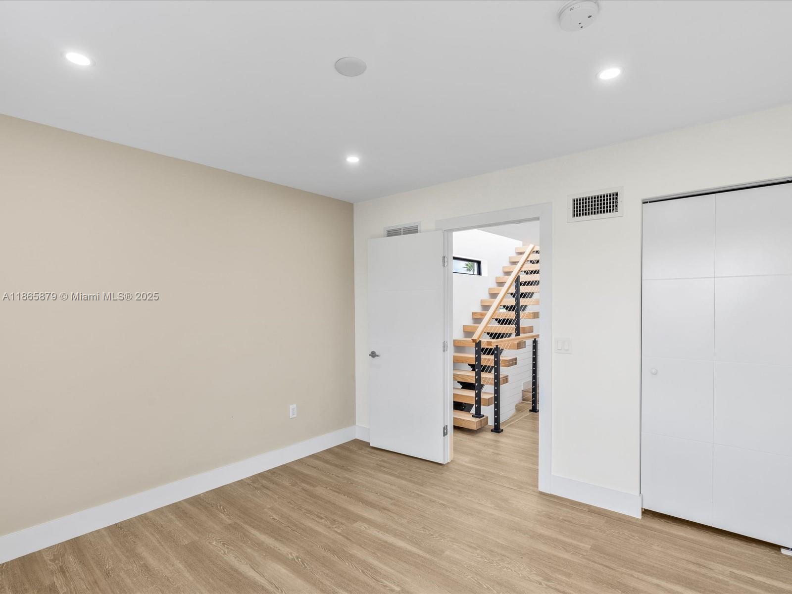 OCEANSIDE SEC ISLE OF NOR - Residential Income