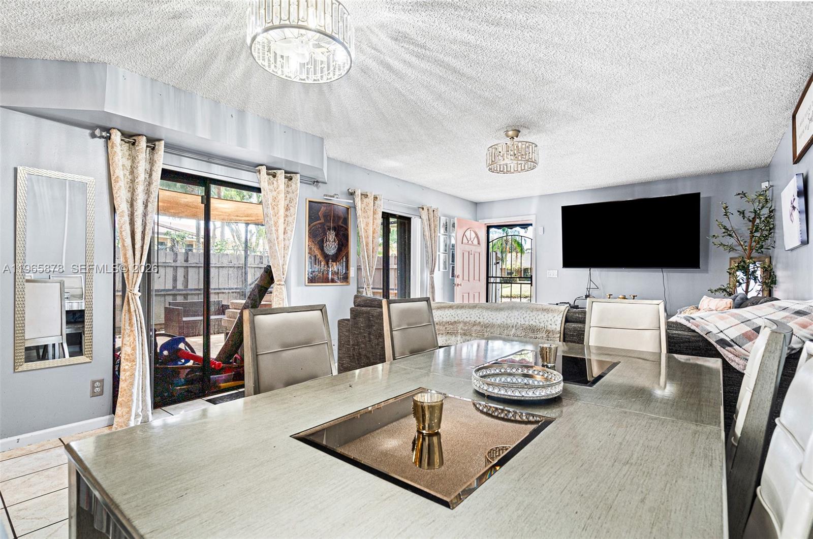 6131 Seven Springs Blvd