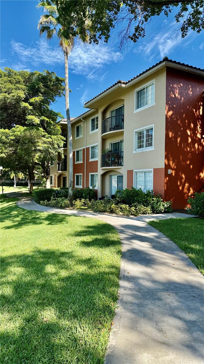 Excellent and Well-Maintained 1/1 Apartment in Grand Isles. Located on first floor, this charming apartment offers a beautiful view of the pool and lagoon. It features an in-unit washer and dryer, providing convenience and comfort. The community is gated with controlled access. Additionally, there is an on-site management office, making everyday matters easier to handle. A perfect opportunity both for living and as an investment property.