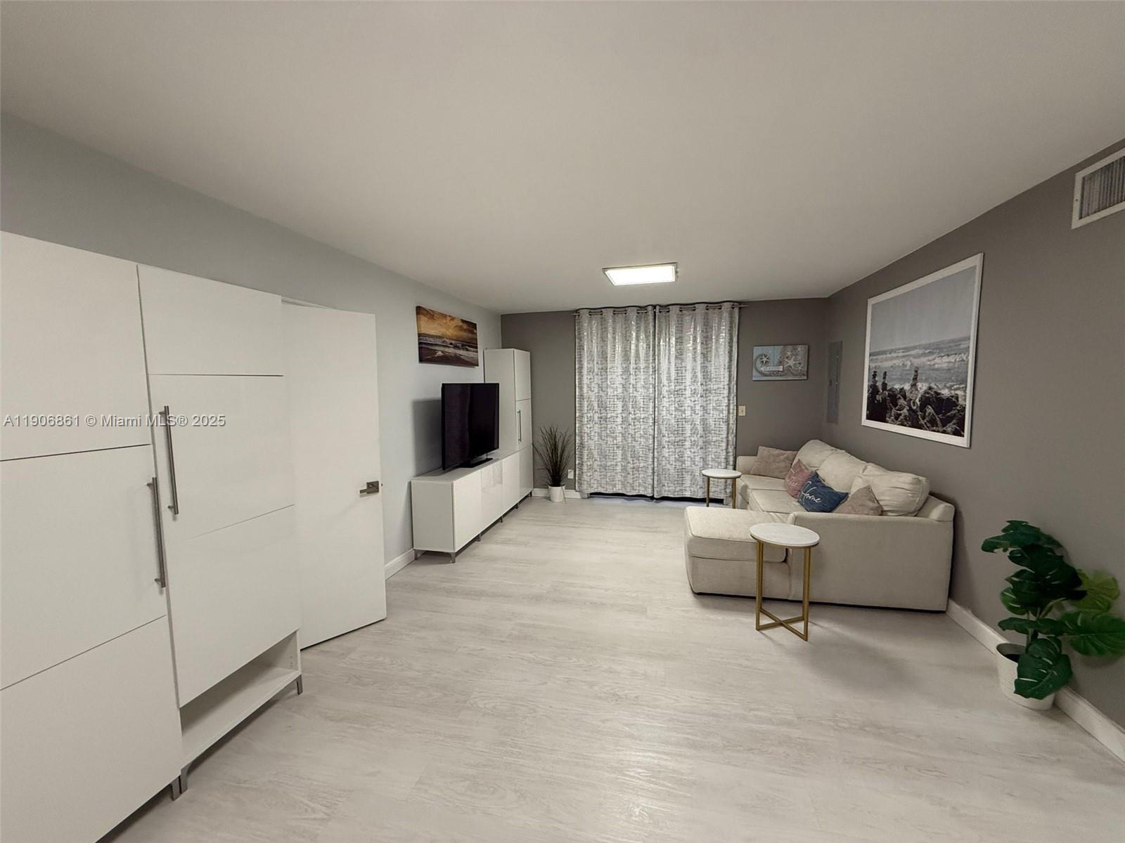 GOLDEN SHORES OCEAN BLVD - Residential Lease