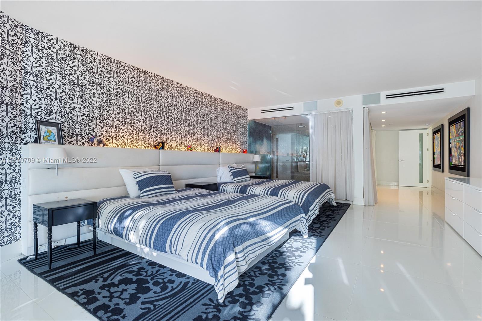 1100 WEST CONDO - Residential