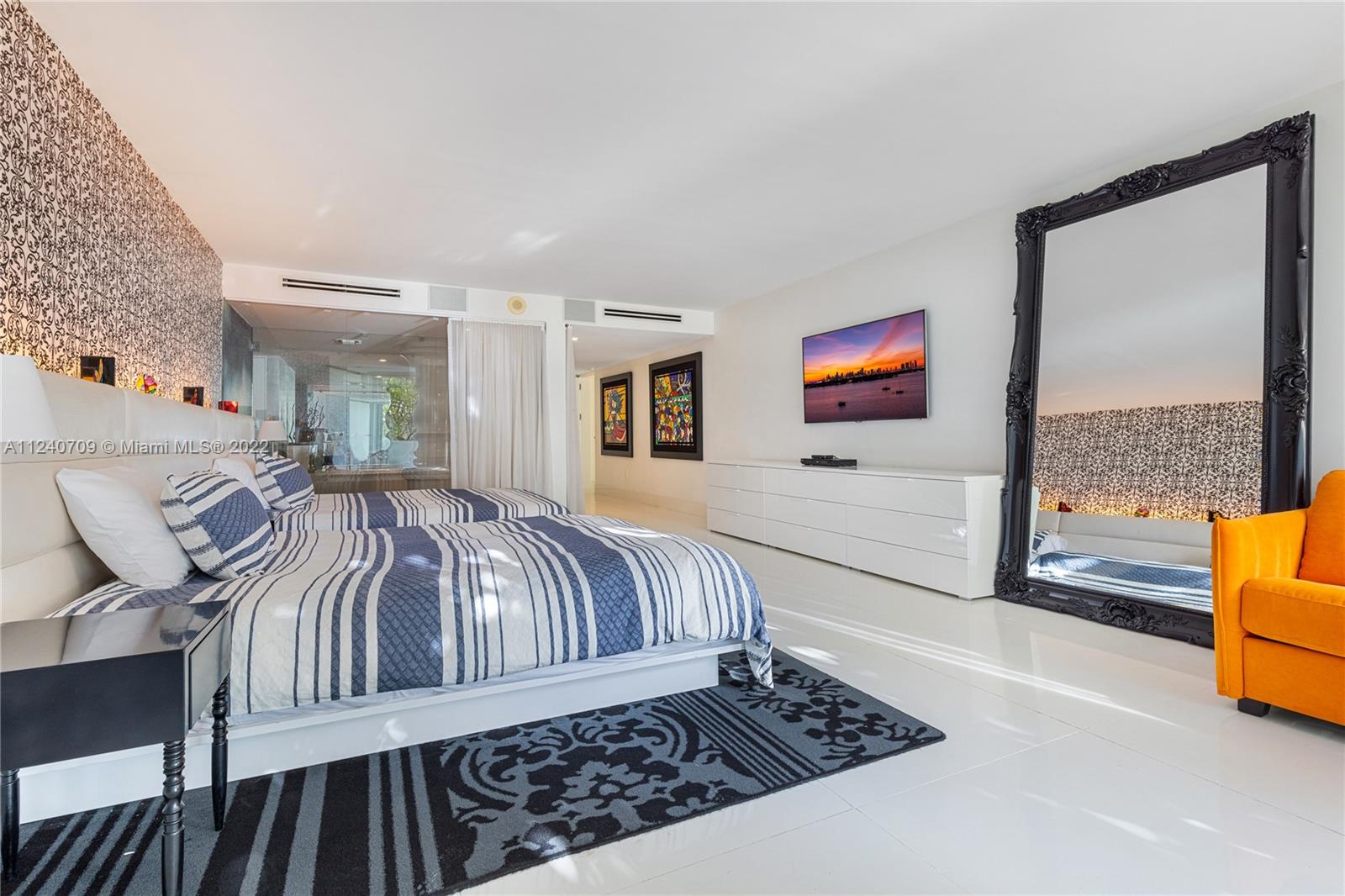 1100 WEST CONDO - Residential