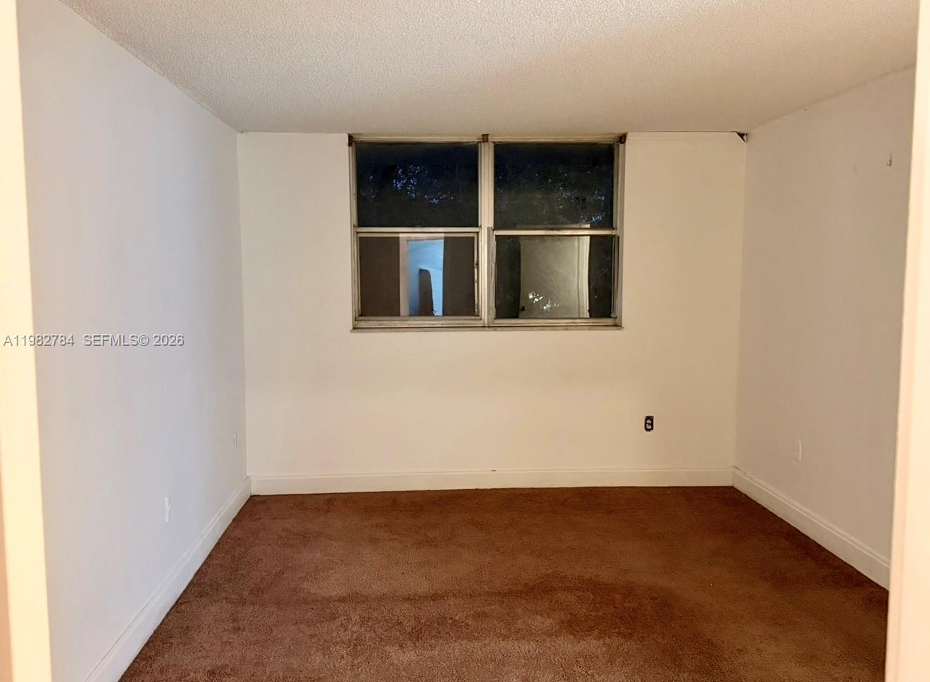 BAYVIEW PALMS CONDO - Residential Lease