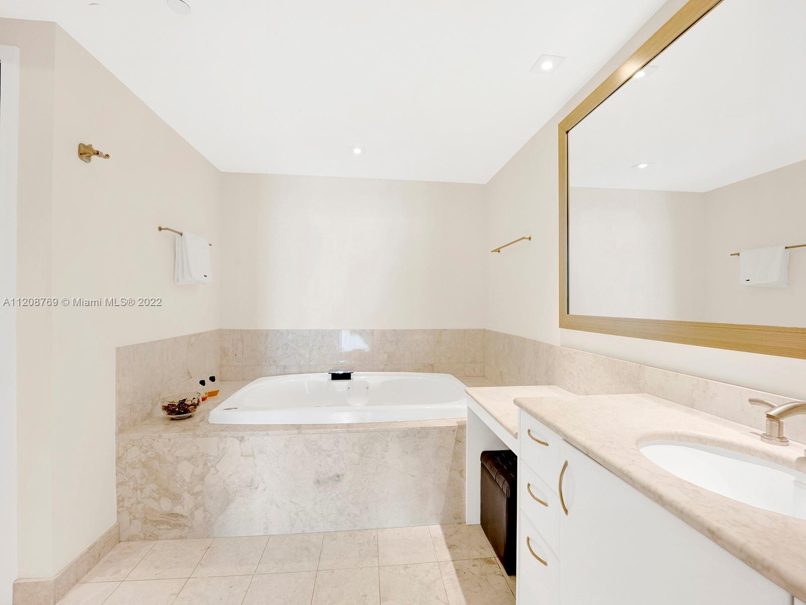 JADE RESIDENCES AT BRICKE - Residential