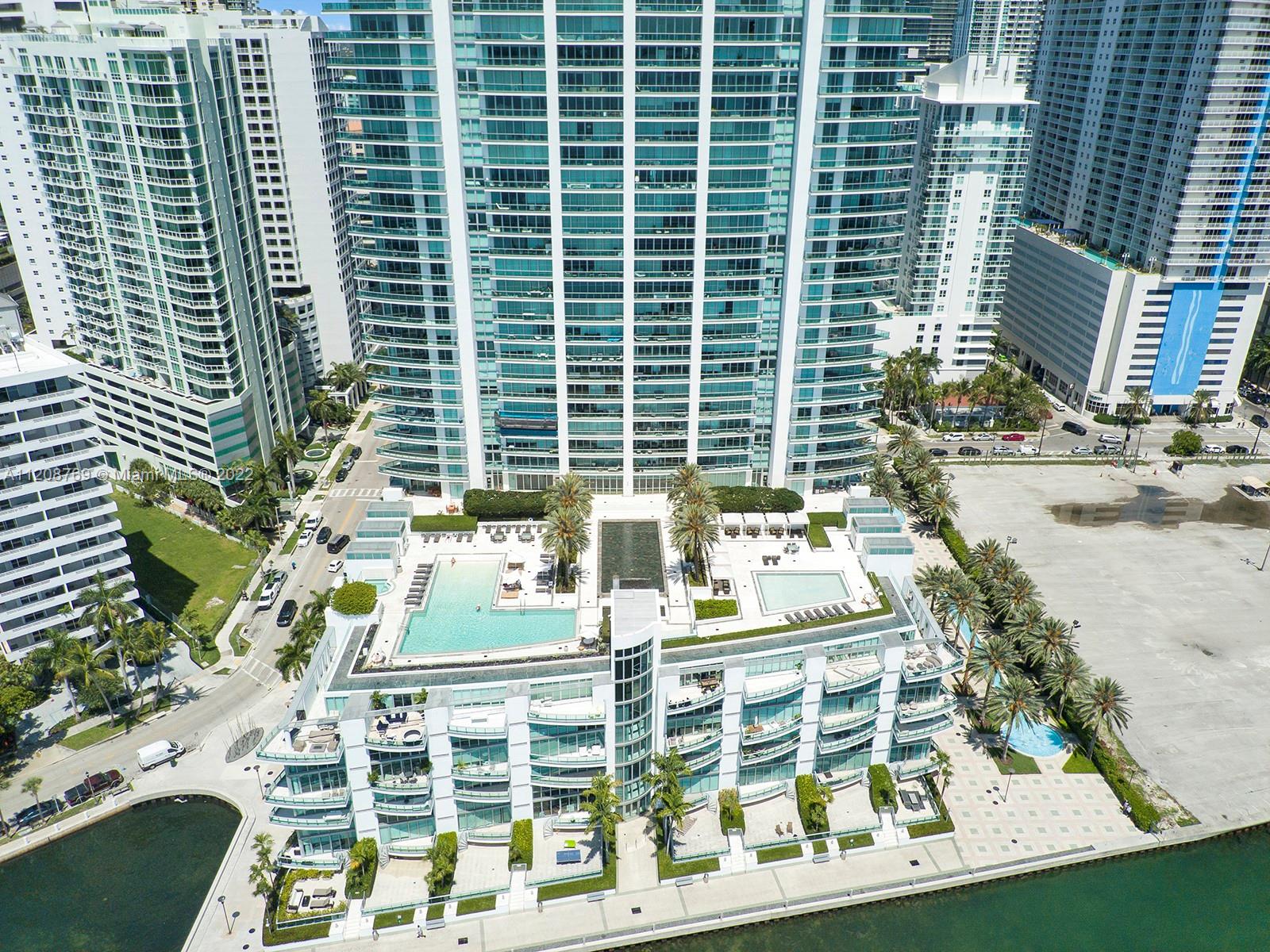 JADE RESIDENCES AT BRICKE - Residential