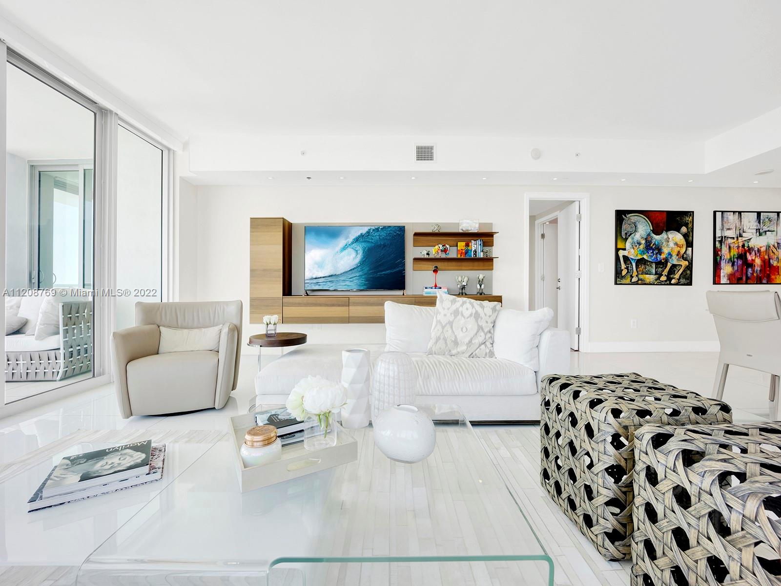 JADE RESIDENCES AT BRICKE - Residential