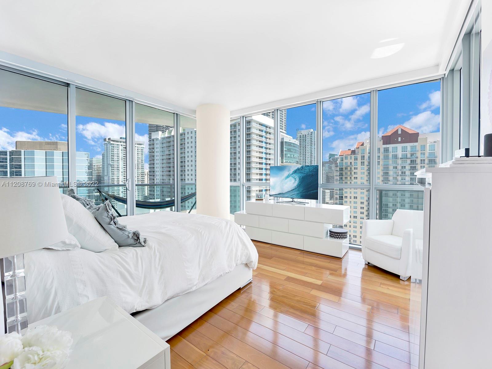 JADE RESIDENCES AT BRICKE - Residential