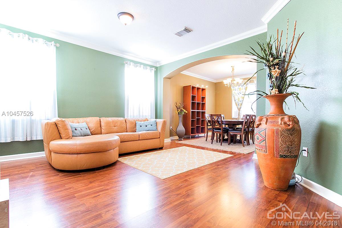 A B AT TAMIAMI TRAIL PHAS - Residential