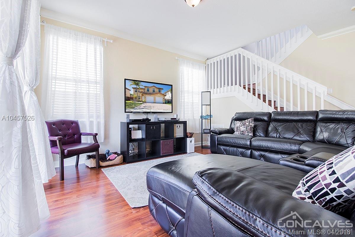 A B AT TAMIAMI TRAIL PHAS - Residential