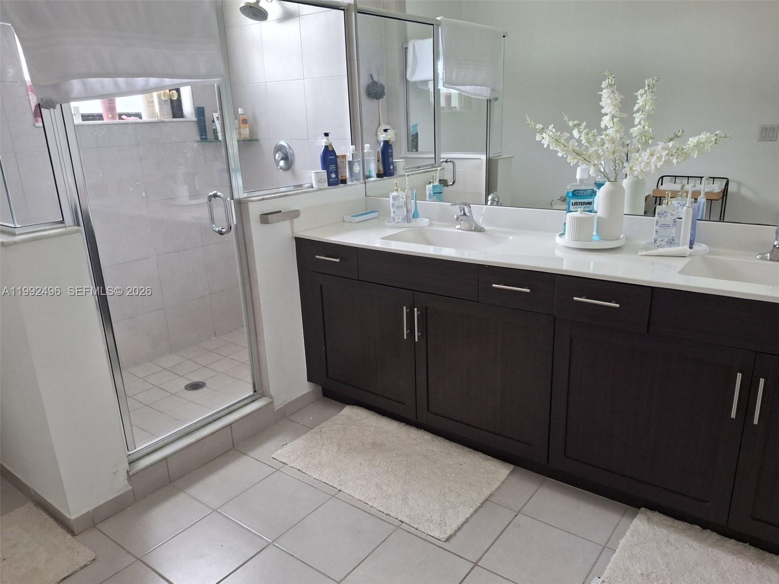 TROTTERS CHASE - Residential