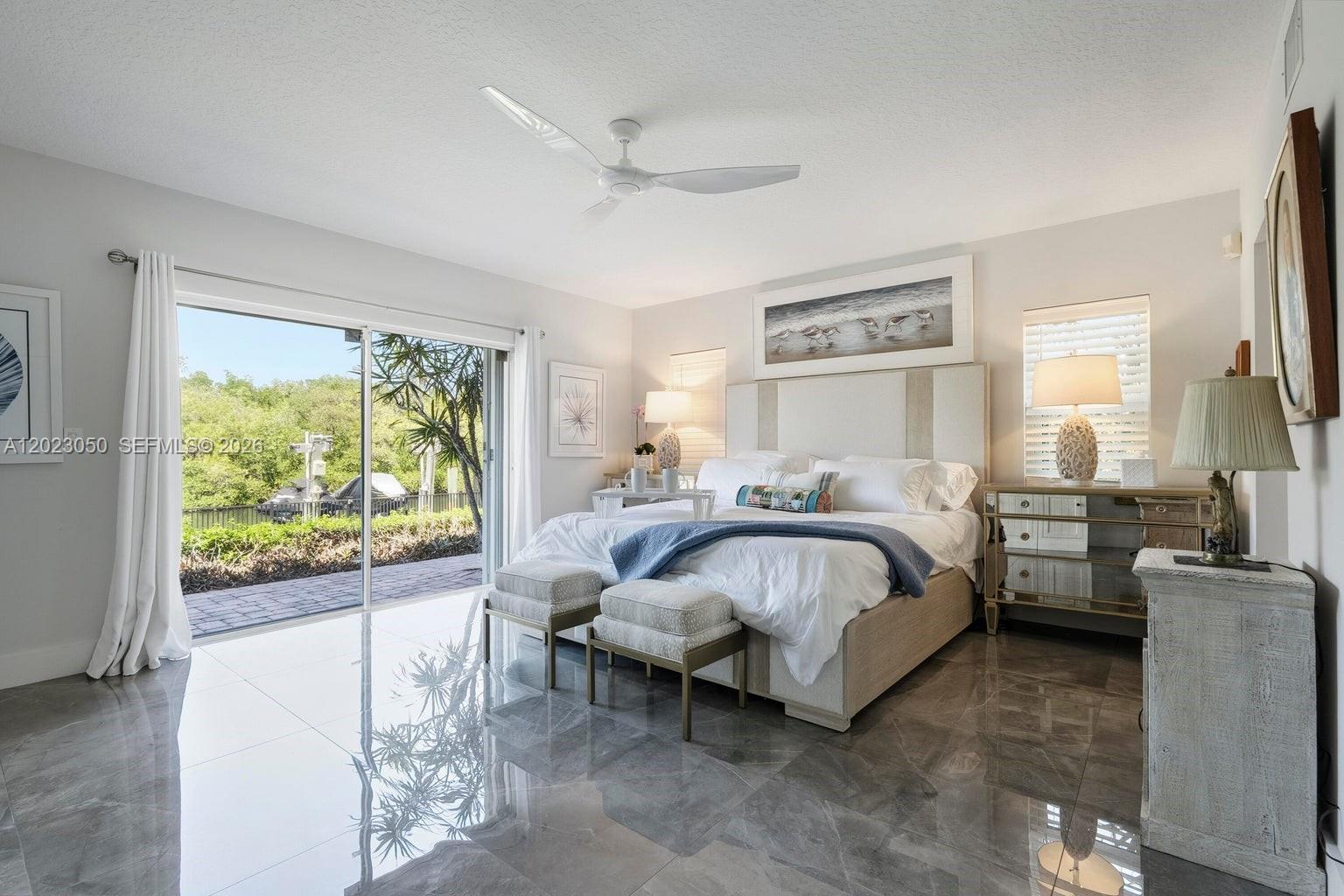 NORTH HOBE SOUND SHORES - Residential