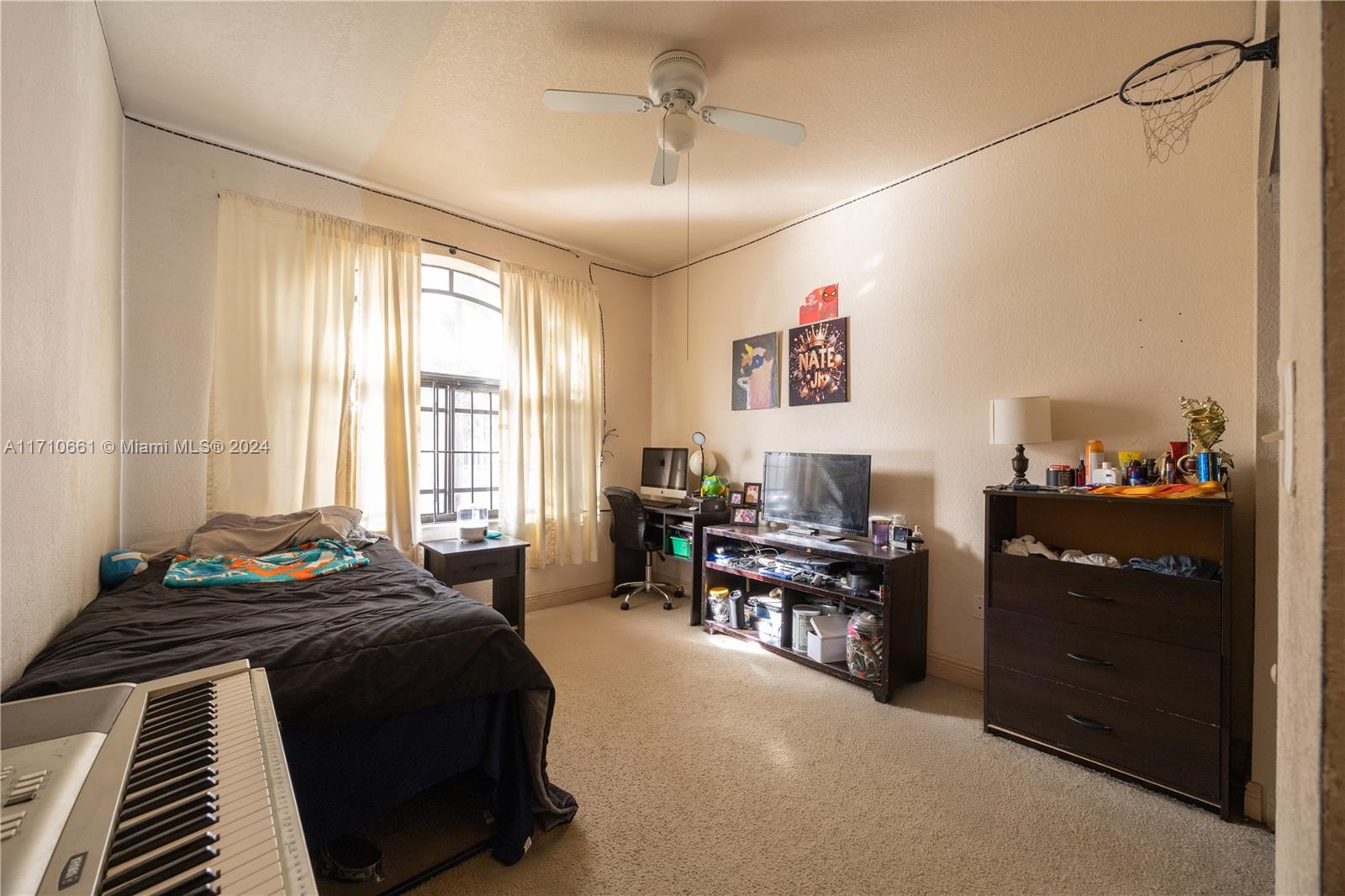 ORANGE HEIGHTS - Residential