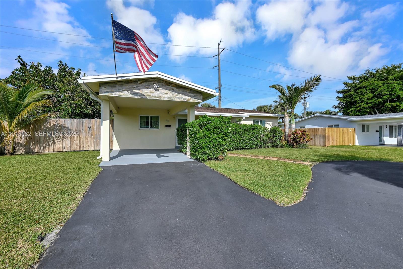 CORAL HEIGHTS SEC 3 - Residential