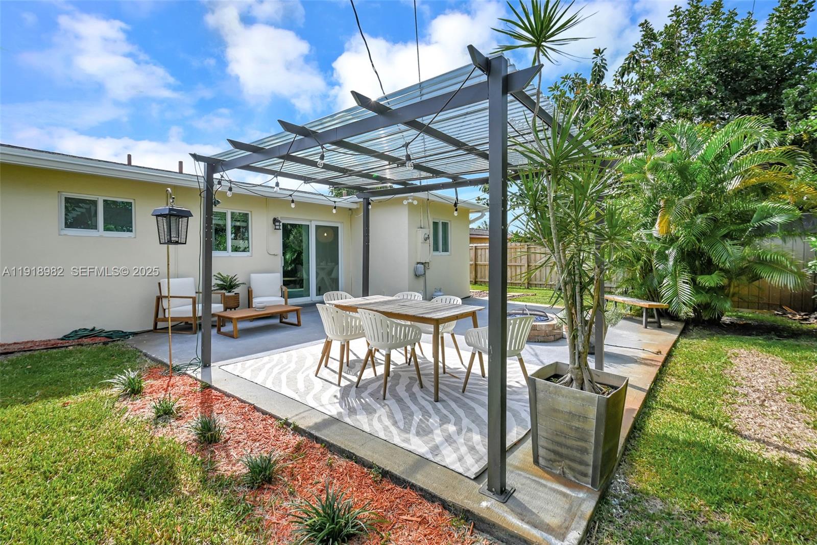 CORAL HEIGHTS SEC 3 - Residential