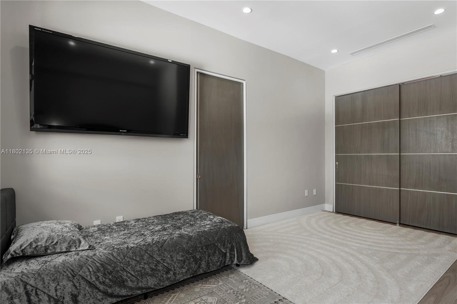 CORONADO HARBOR - Residential